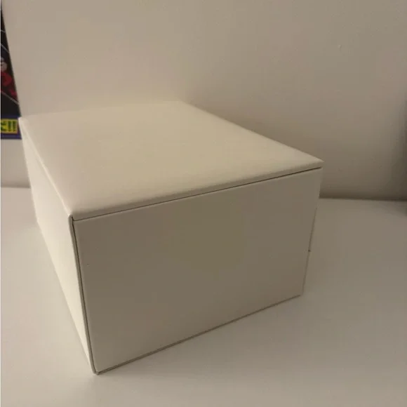 White with gold accent jewelry box organizer with drawers - Picture 7 of 8